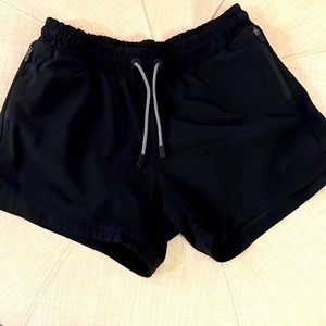 Athleta Girl All Play 3 in size 16